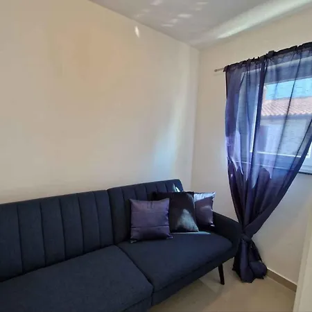 In 47128 Apartment *